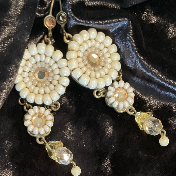 Michal Negrin Elegant Swarovski Crystal & Cream/Gold Dangle Earrings - Picture 3 of 6